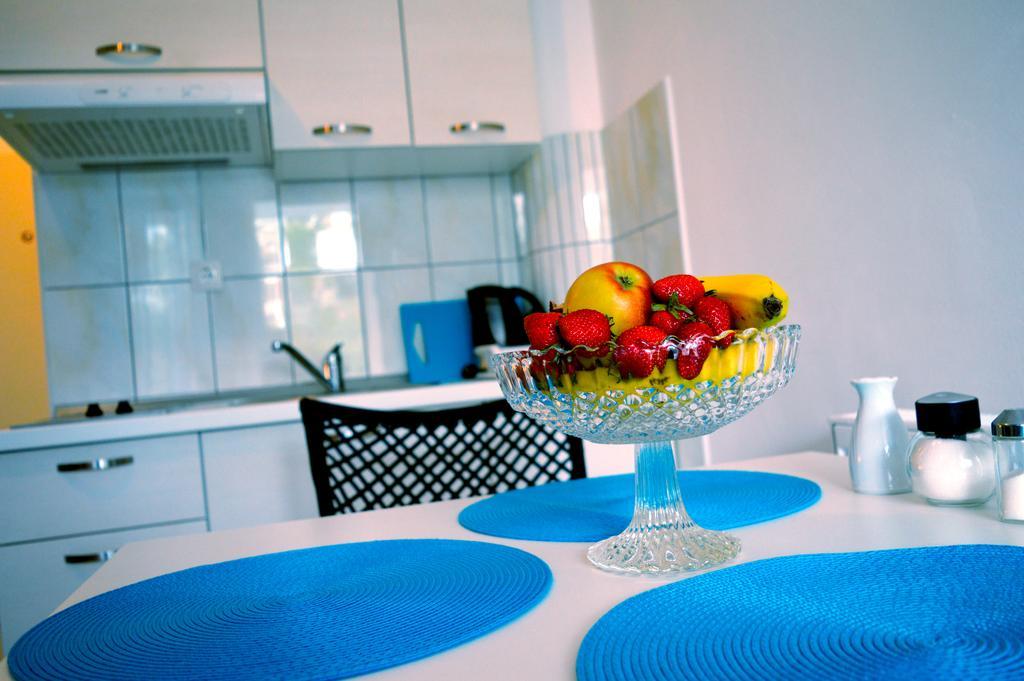 Permarinus Apartments Podstrana Szoba fotó
