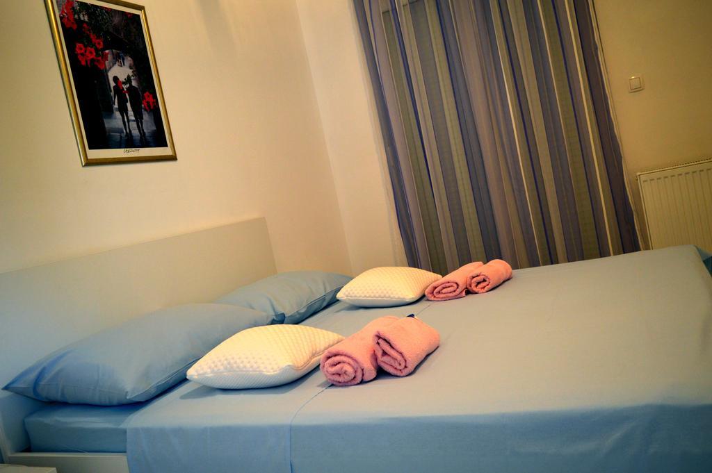 Permarinus Apartments Podstrana Szoba fotó